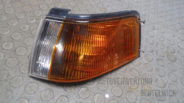 Foto: BLINKER VORN LINKS eines Mazda 323 1.4i