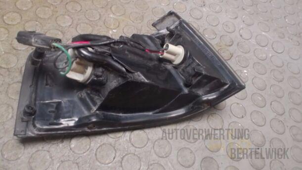 Foto: BLINKER VORN LINKS eines Mazda 323 1.4i