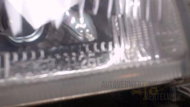 Foto: SCHEINWERFER LINKS eines Nissan Cherry GL