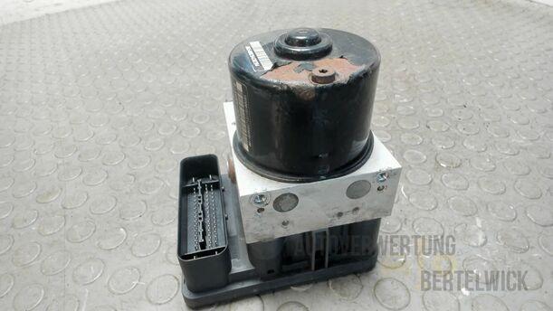 Foto: HAUPTBREMSAGGREGAT ABS eines Peugeot 207 SW 110 HDi FAP (Blue Lion) GL
