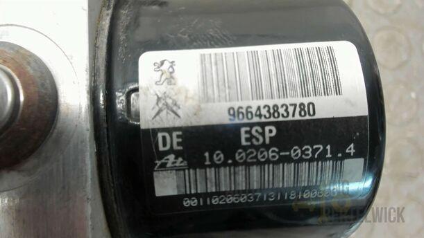 Foto: HAUPTBREMSAGGREGAT ABS eines Peugeot 207 SW 110 HDi FAP (Blue Lion) GL