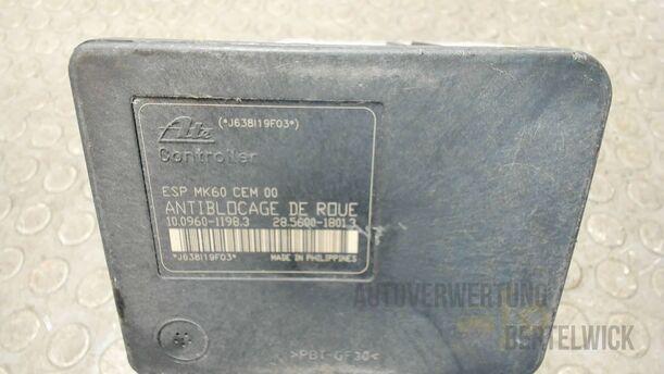 Foto: HAUPTBREMSAGGREGAT ABS eines Peugeot 207 SW 110 HDi FAP (Blue Lion) GL