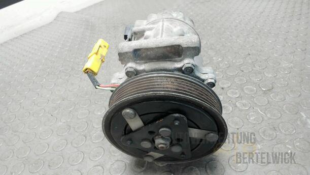 Foto: KLIMAKOMPRESSOR eines Peugeot 207 SW 110 HDi FAP (Blue Lion) GL
