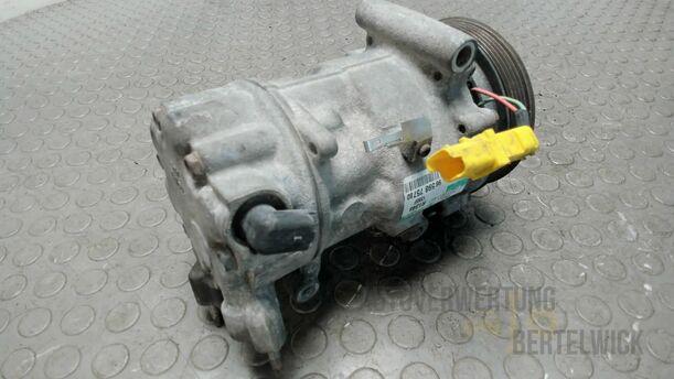 Foto: KLIMAKOMPRESSOR eines Peugeot 207 SW 110 HDi FAP (Blue Lion) GL