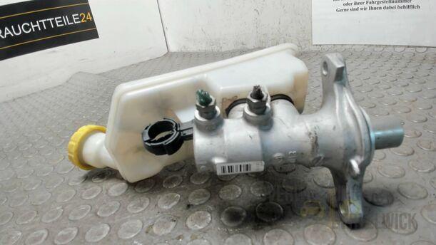 Foto: HAUPTBREMSZYLINDER eines Peugeot 207 SW 110 HDi FAP (Blue Lion) GL