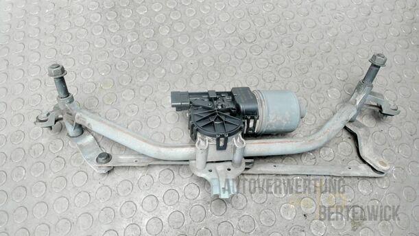 Foto: SCHEIBENWISCHERMOTOR VORNE eines Peugeot 207 SW 110 HDi FAP (Blue Lion) GL