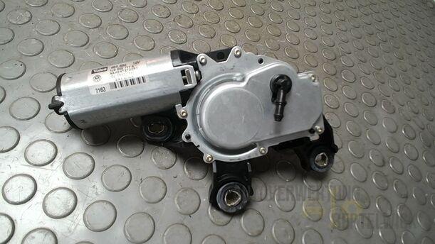 Foto: SCHEIBENWISCHERMOTOR HINTEN eines VW Golf Variant 1.9 TDI GL
