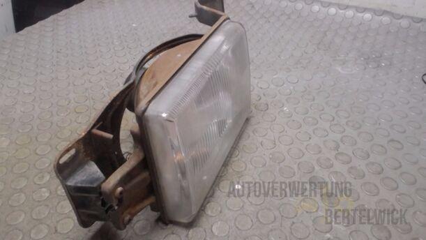 Foto: SCHEINWERFER LINKS eines Mazda 929 2,0