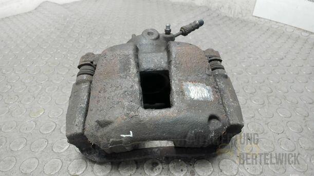 Foto: BREMSSATTEL VORNE LINKS eines Peugeot 207 SW 110 HDi FAP (Blue Lion)