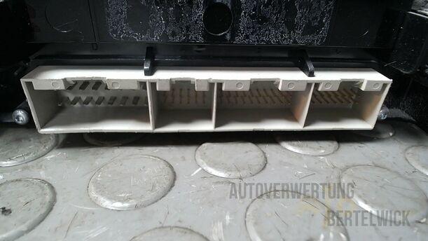 Foto: HEIZUNGSBETÄTIGUNG eines VW Golf Variant 1.9 TDI