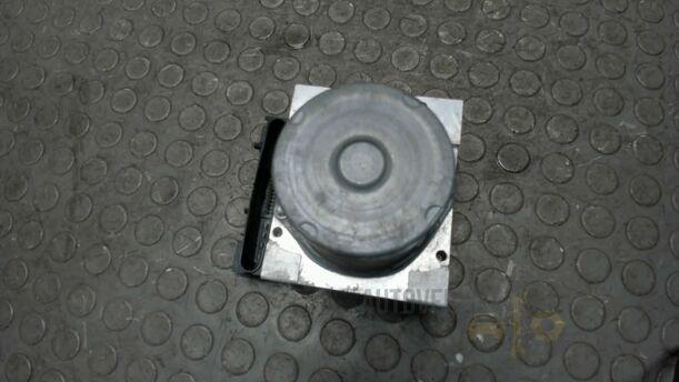 Foto: HAUPTBREMSAGGREGAT ABS eines Mercedes-Benz A 170