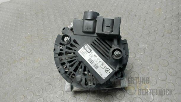 Foto: LICHTMASCHINE / GENERATOR 115 A eines Mercedes-Benz A 170