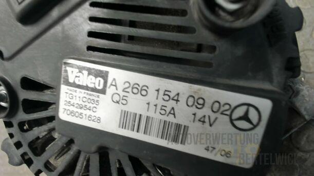 Foto: LICHTMASCHINE / GENERATOR 115 A eines Mercedes-Benz A 170