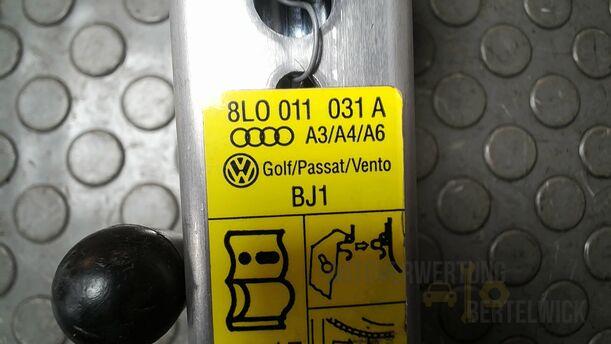 Foto: WAGENHEBER/ BORDWERKZEUG eines VW Golf Variant 1.9 TDI GL