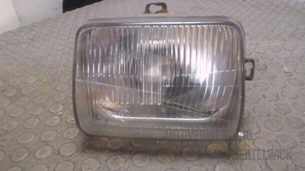 Foto: SCHEINWERFER eines Mitsubishi 1,2 GL