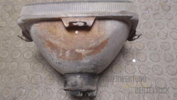 Foto: SCHEINWERFER eines Mitsubishi 1,2 GL