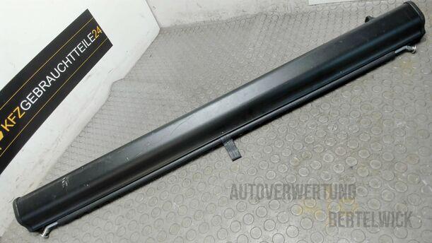 Foto: NETZTRENNWAND eines VW Passat Variant 1.9 TDI