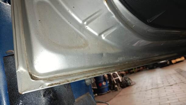 Foto: TÜR VORNE LINKS ( 4/5 TÜRER ) eines Opel Astra 1.8 Caravan