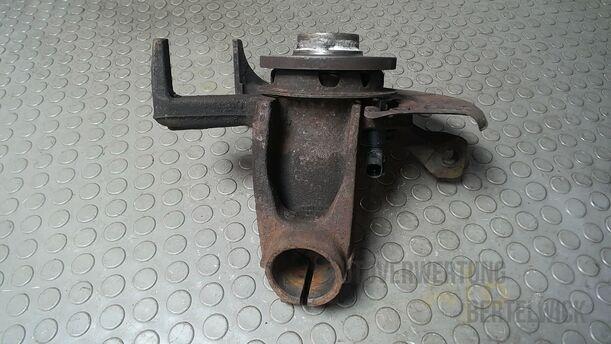 Foto: ACHSSCHENKEL VORN RECHTS ( ABS ) eines VW Golf Variant 1.9 TDI