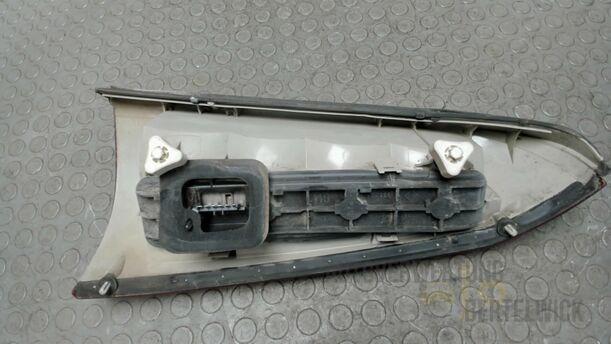 Foto: HECKLEUCHTE / RÜCKLICHT LINKS ( CARAVAN ) eines Opel Astra 1.8 Caravan
