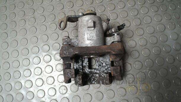 Foto: BREMSSATTEL HINTEN LINKS ( LUCAS ) eines VW Golf Variant 1.9 TDI