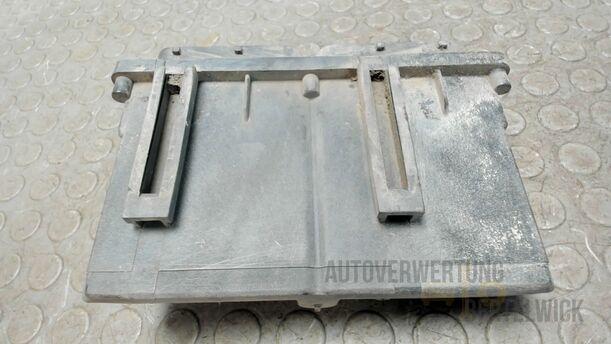 Foto: STEUERGERÄT WASSERKÜHLUNG eines Opel Astra 1.8 Caravan