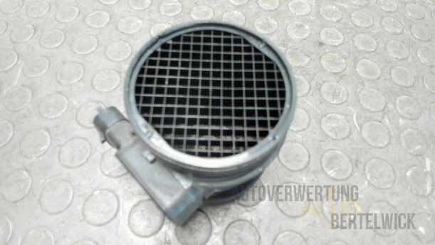 Foto: LUFTMASSENMESSER eines Opel Astra 1.8 Caravan