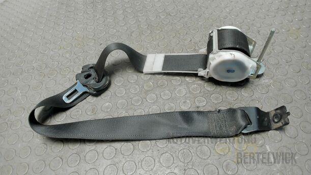 Foto: SICHERHEITSGURT VORNE LINKS eines Opel Astra 1.8 Caravan