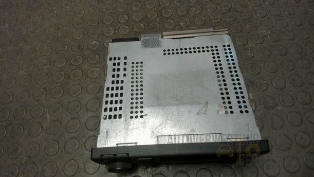 Foto: RADIO CCRT 700 eines Opel Astra 1.8 Caravan