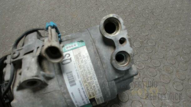 Foto: KLIMAKOMPRESSOR eines Opel Astra 1.8 Caravan