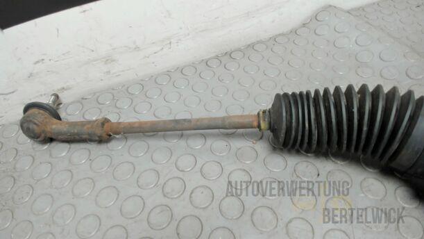 Foto: SERVOLENKUNG eines Mazda 121