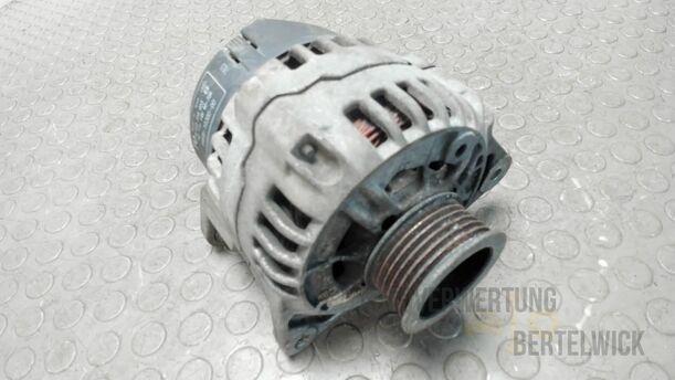 Foto: LICHTMASCHINE / GENERATOR 70 A eines Mazda 121