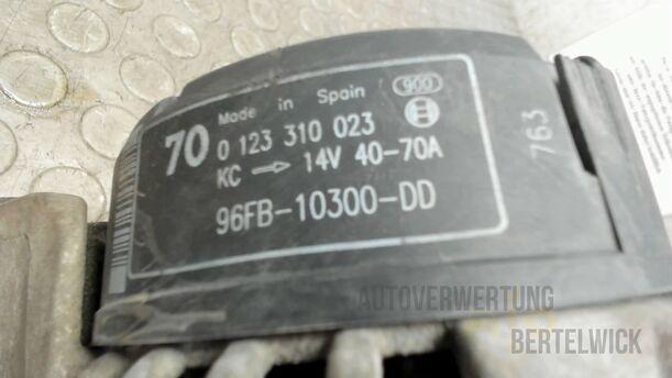 Foto: LICHTMASCHINE / GENERATOR 70 A eines Mazda 121