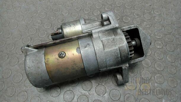 Foto: ANLASSER / STARTER eines Mazda 121