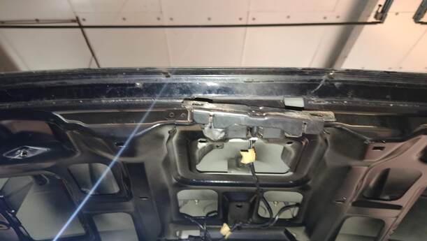 Foto: HECKKLAPPE/ HECKDECKEL eines Ford Focus C-MAX 1.6 Ti-VCT