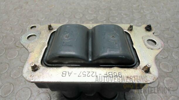 Foto: ZÜNDSPULE eines Mazda 121