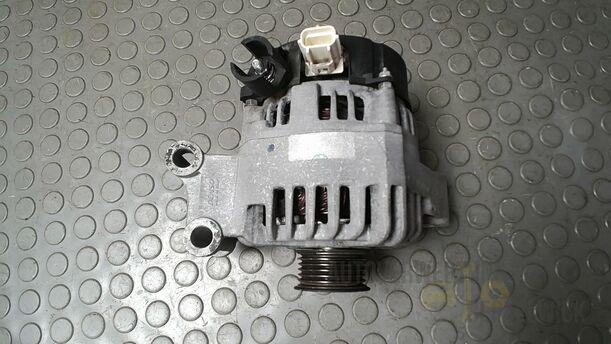 Foto: LICHTMASCHINE ( DENSO ) eines Ford Focus C-MAX 1.6 Ti-VCT