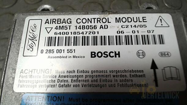 Foto: STEUERGERÄT AIRBAG/ AIRBAGSTEUERGERÄT eines Ford Focus C-MAX 1.6 Ti-VCT