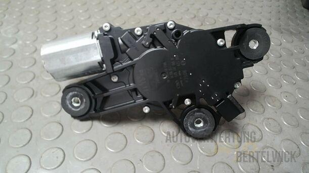 Foto: SCHEIBENWISCHERMOTOR HINTEN eines Ford Focus C-MAX 1.6 Ti-VCT