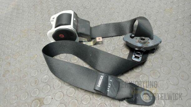 Foto: SICHERHEITSGURT VORNE LINKS eines Mazda 121