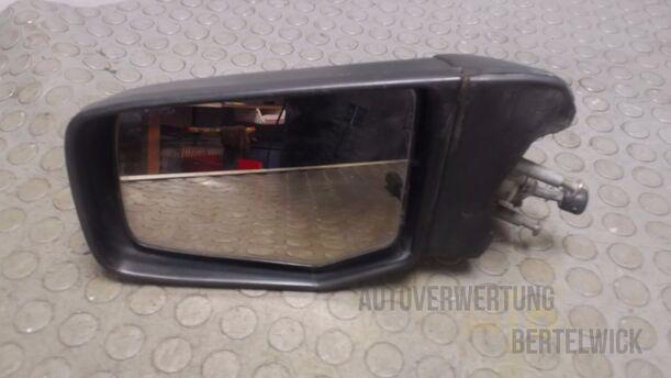 Foto: AUSSENSPIEGEL MECH. INNENVERSTELLBAR LINKS eines Mazda 929 GLX
