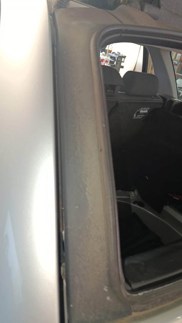 Foto: HECKKLAPPE/ HECKDECKEL ( TOURING ) eines BMW 318d touring GLXi