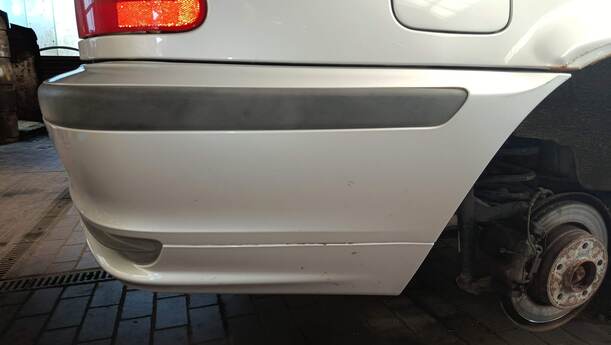 Foto: STOSSFÄNGER/ STOßSTANGE HINTEN ( TOURING ) eines BMW 318d touring GLXi