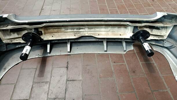 Foto: STOSSFÄNGER/ STOßSTANGE HINTEN ( TOURING ) eines BMW 318d touring GLXi