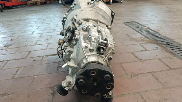 Foto: SCHALTGETRIEBE S5D 280Z - THCL eines BMW 318d touring GLXi