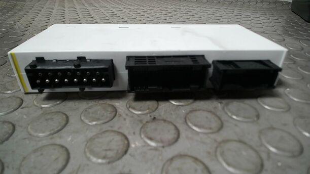 Foto: GRUNGMODUL 5 eines BMW 318d touring GLXi
