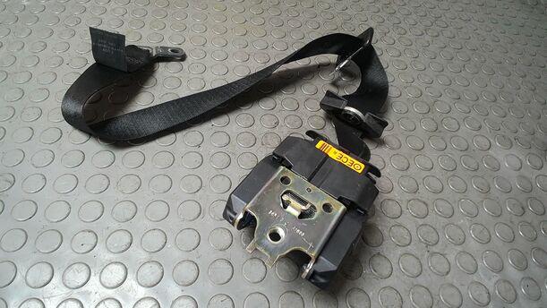 Foto: SICHERHEITSGURT VORN RECHTS eines BMW 318d touring GLXi
