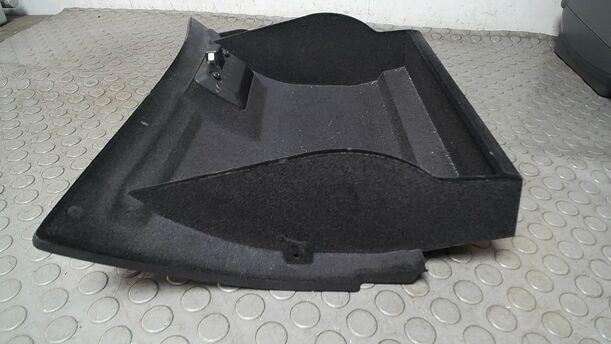 Foto: HANDSCHUHFACH eines BMW 318d touring GLXi