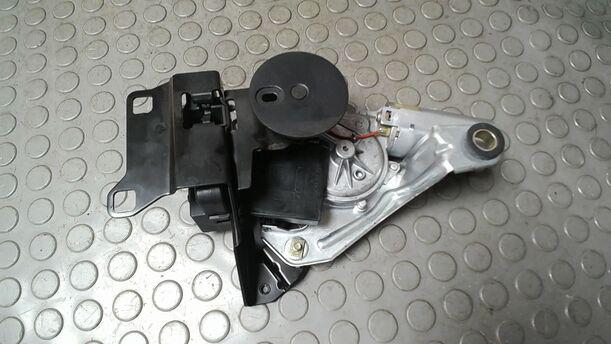 Foto: SCHEIBENWISCHERMOTOR HINTEN ( VARIANT ) eines BMW 318d touring GLXi