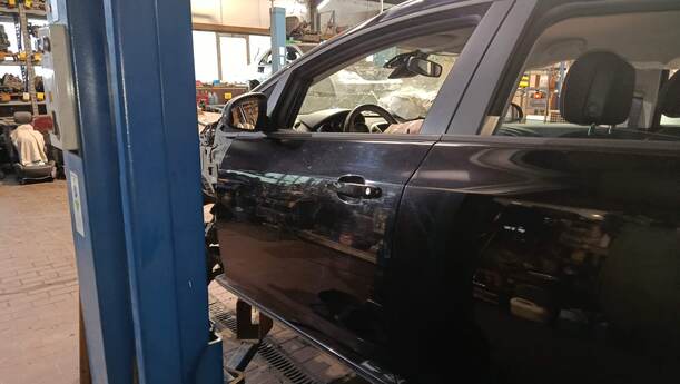 Foto: TÜR VORNE LINKS eines Opel Astra 1.7 CDTI DPF Sports Tourer